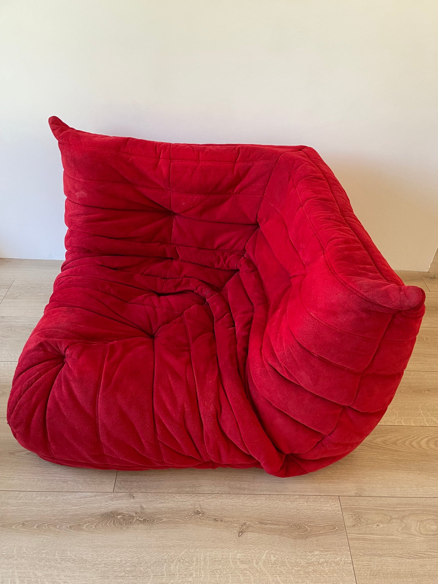 Togo Ligne Roset appartement.basile