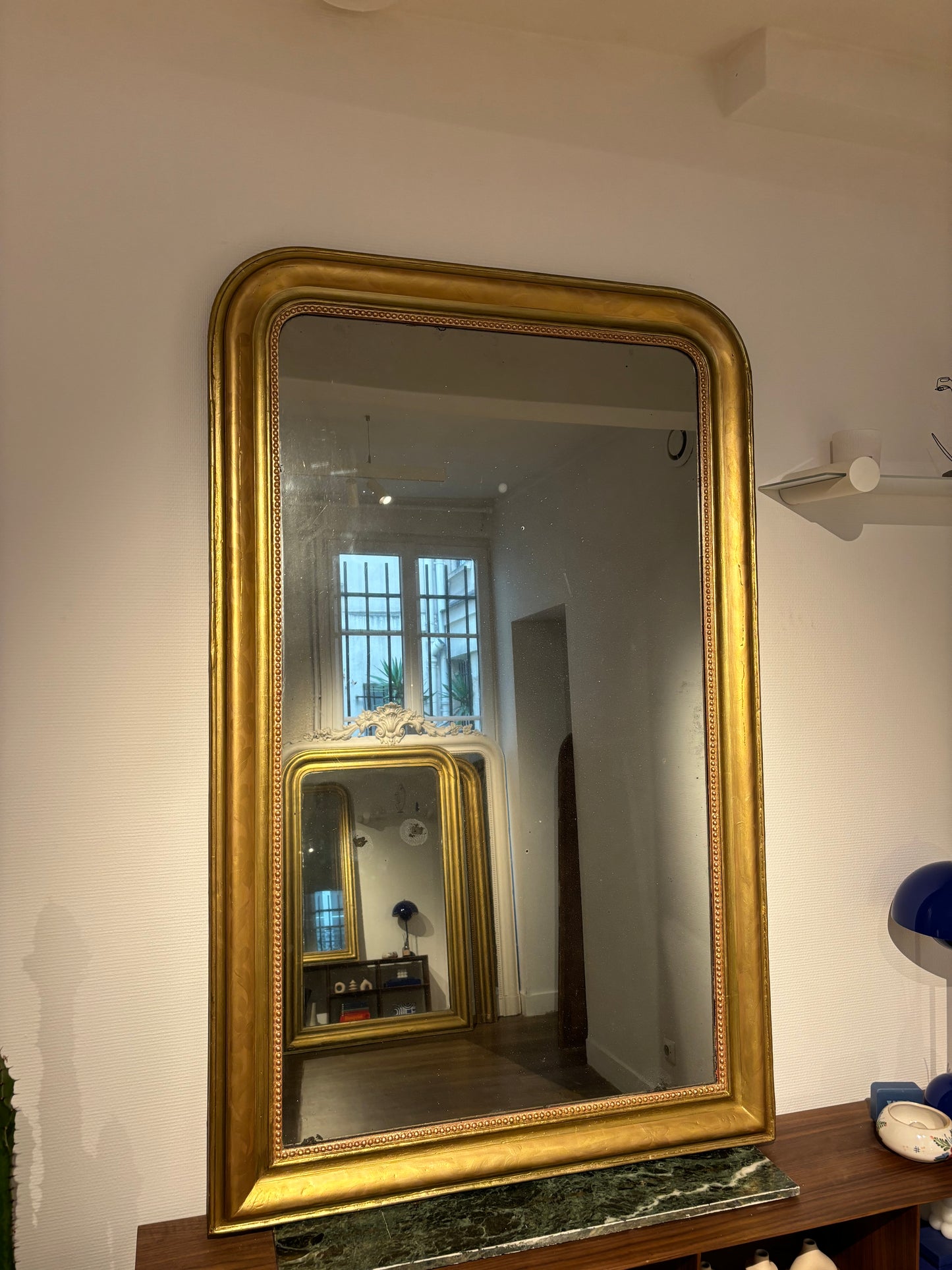 Vase appartement.basile