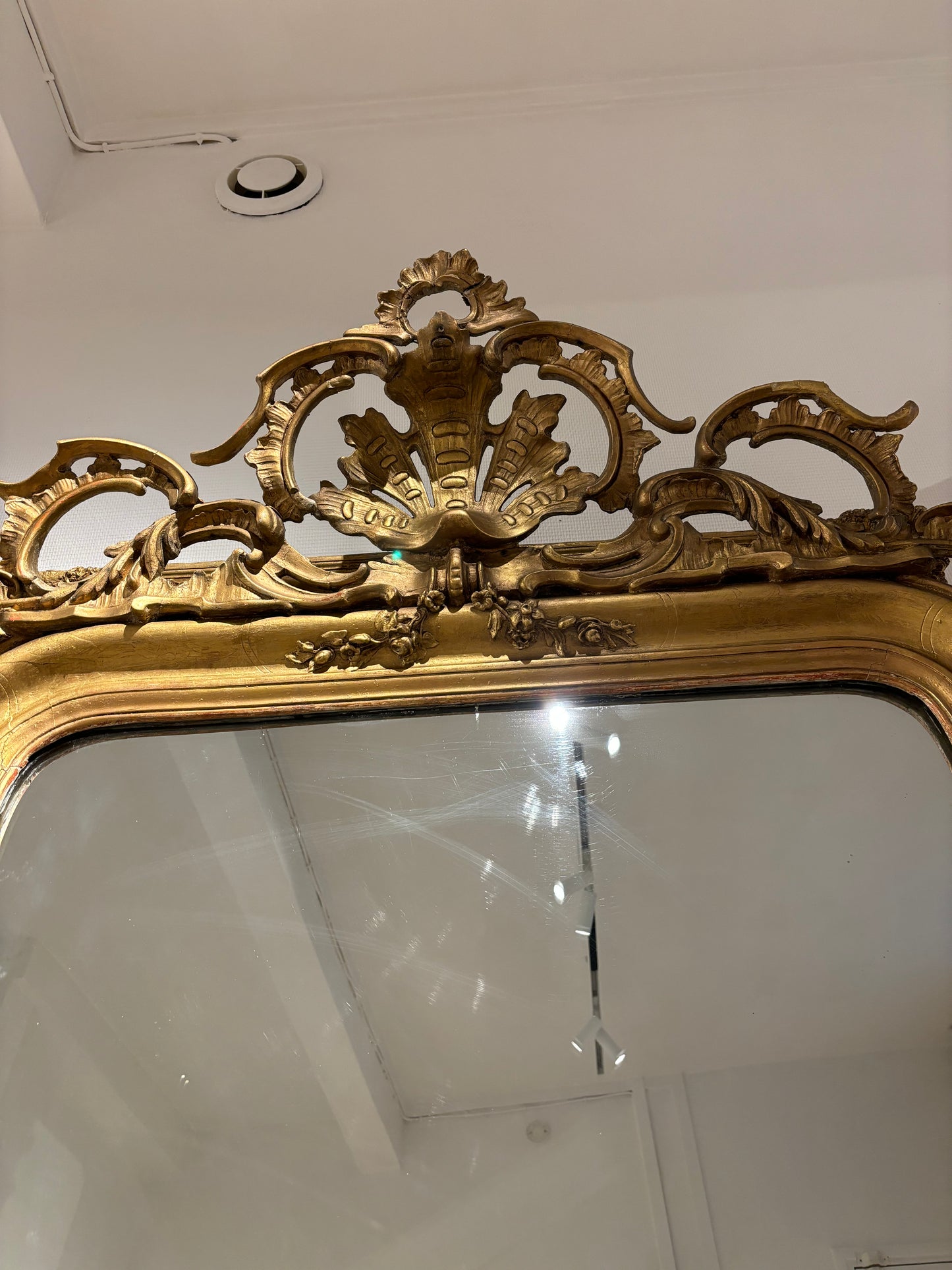 Miroir Louis Philippe à fronton appartement.basile