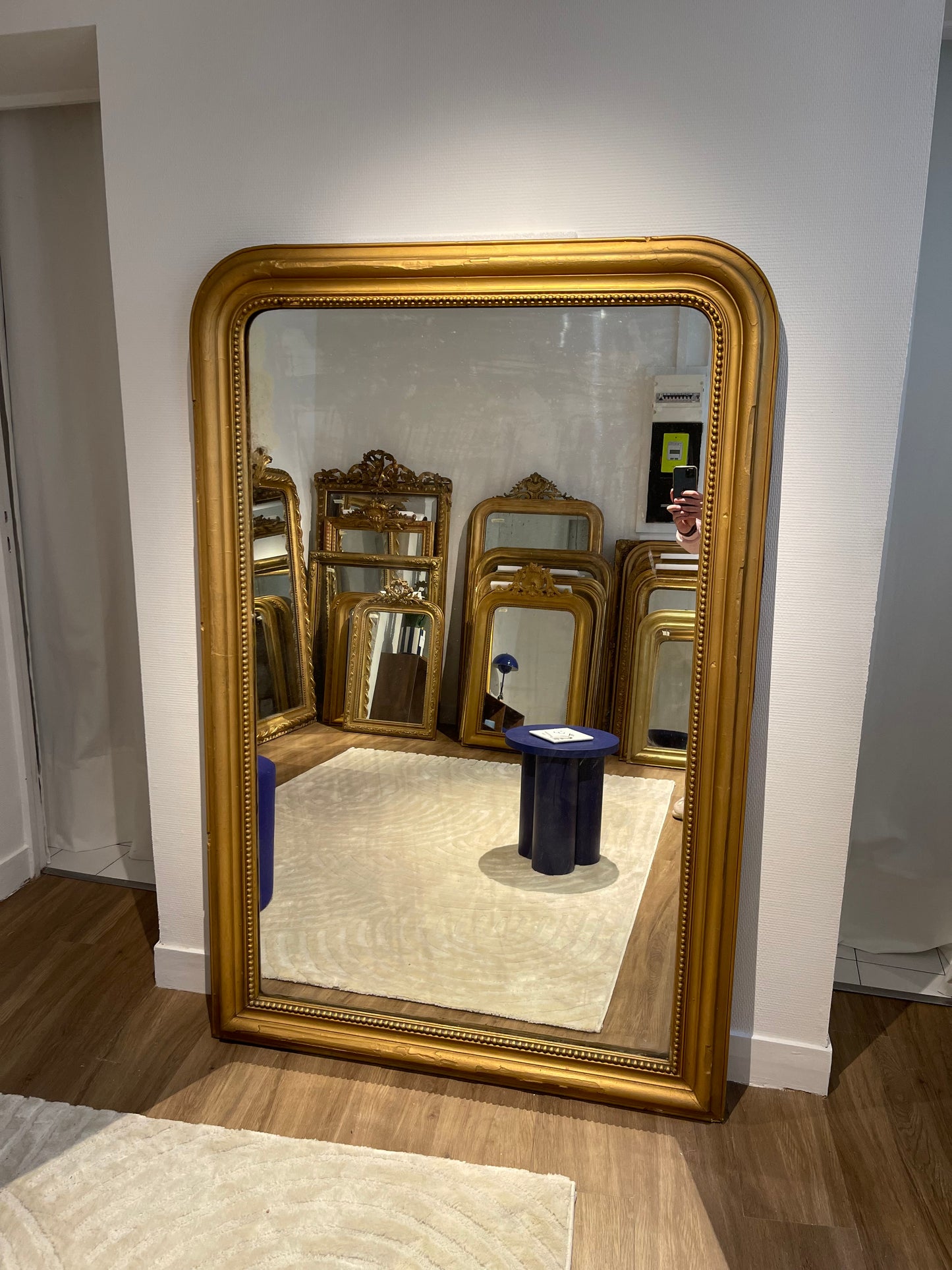 Très grand miroir Louis Philippe appartement.basile