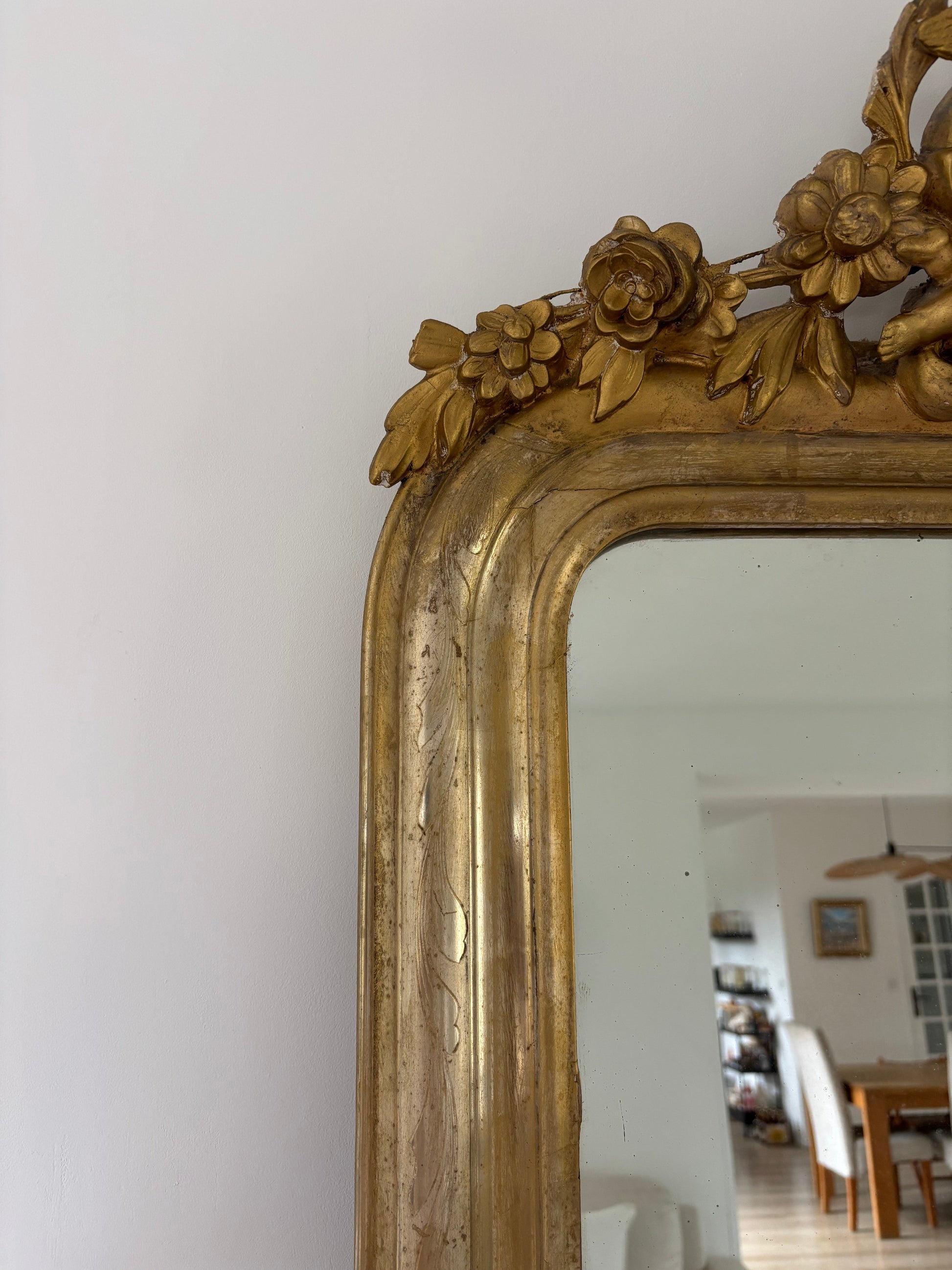 miroir ancien à fronton appartement.basile