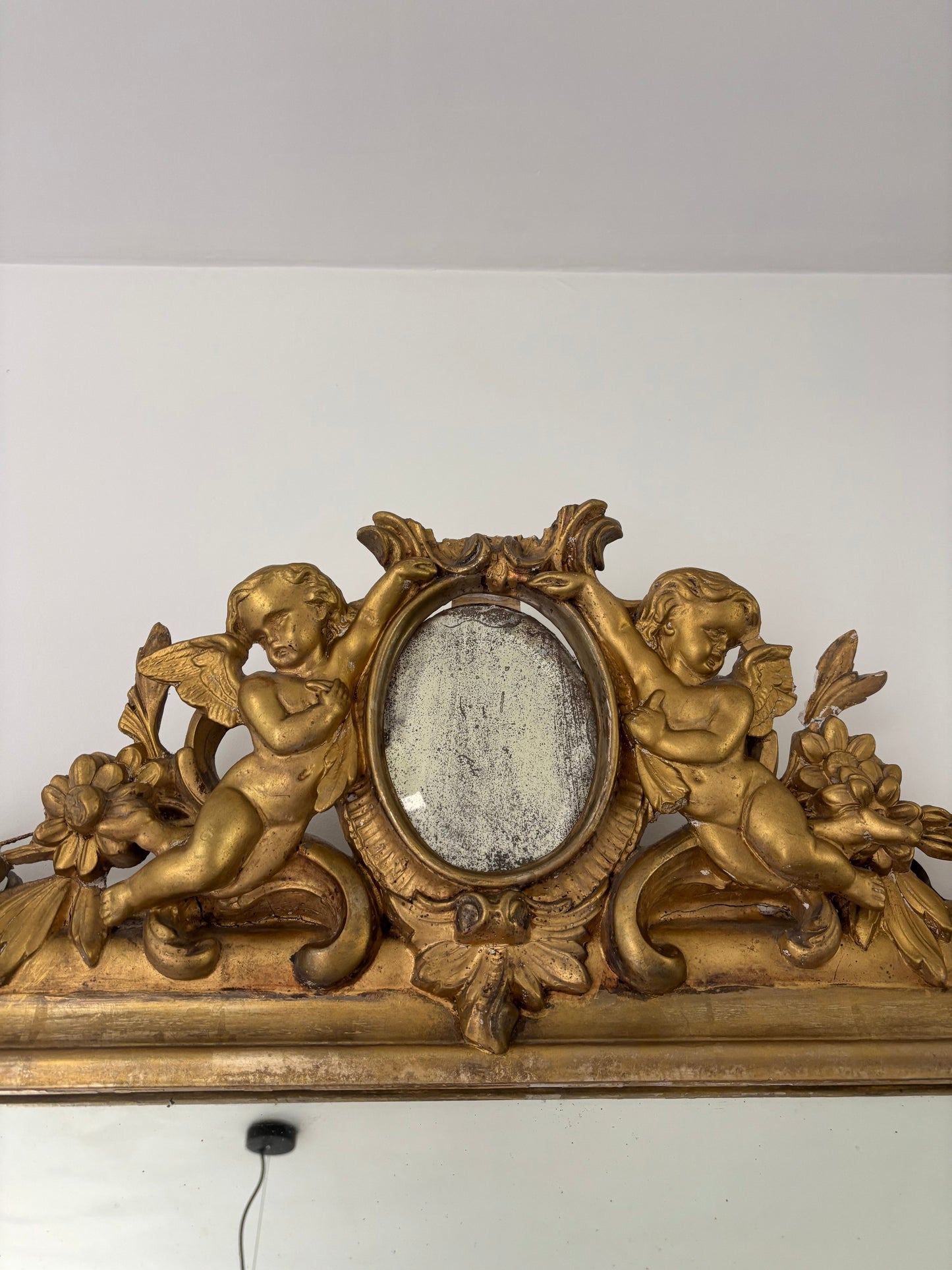 miroir ancien à fronton appartement.basile