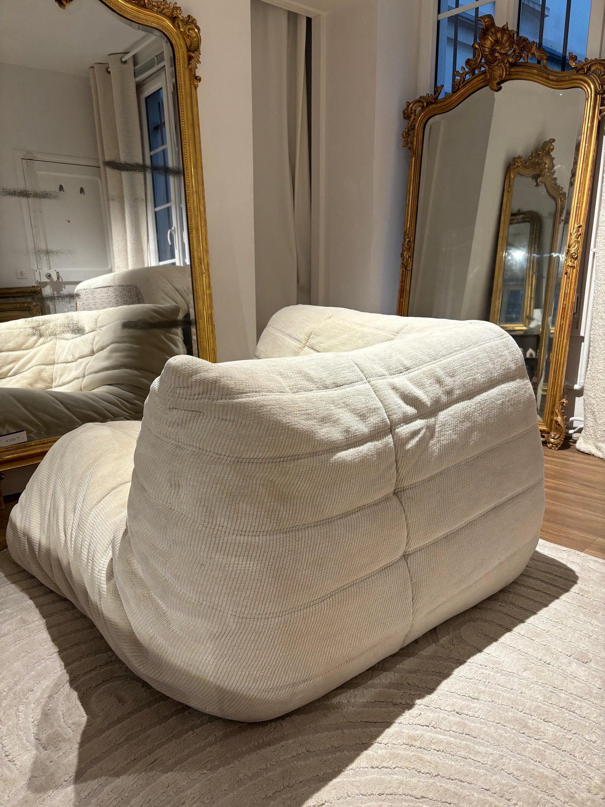 Togo Ligne Roset appartement.basile